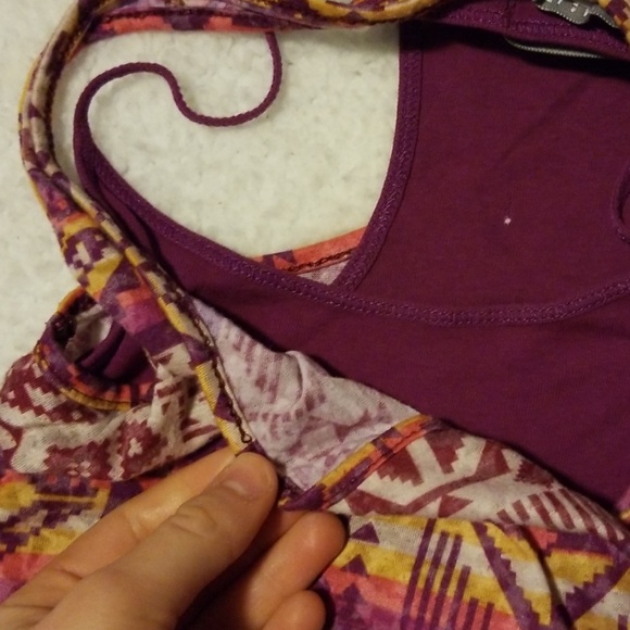 Patterned Tank top - Picture 2 of 3